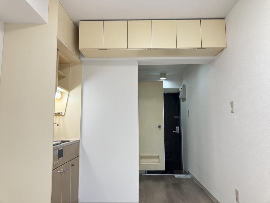 室内より玄関